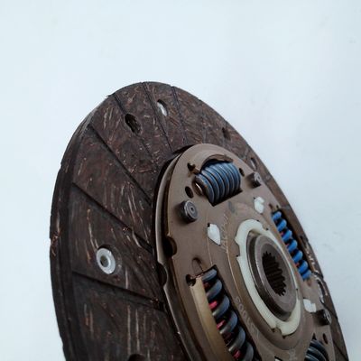 J3 4G13 Engine Clutch Pressure Plate OE NO. 16012/100u8010 for Car Model